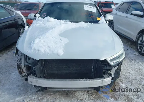 2018 Audi Q3 2.0T Premium/2.0T Sport Premium z USA, uszkodzony, nr VIN WA1JCCFS7JR017648